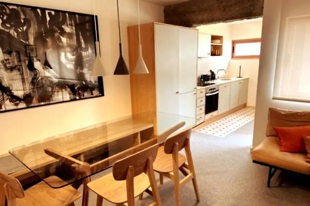 Apartamento Bolhão - Stylish Downtown Two Bedroom *