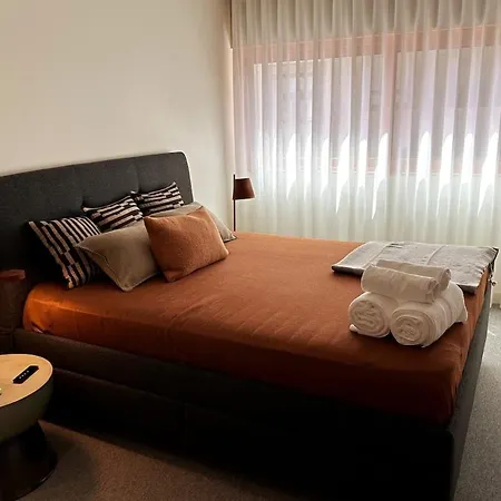 Bolhao - Stylish Downtown Two Bedroom *