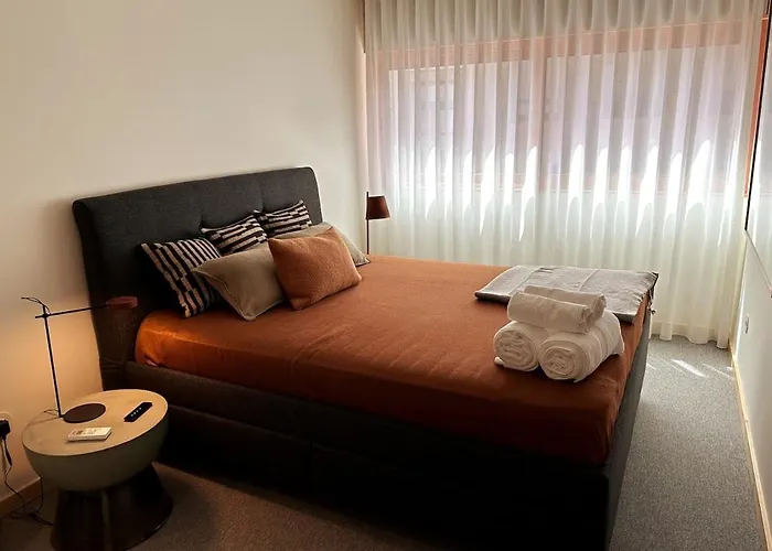 Bolhao - Stylish Downtown Two Bedroom *