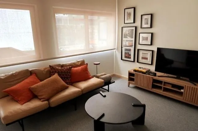 Bolhao - Stylish Downtown Two Bedroom * Porto