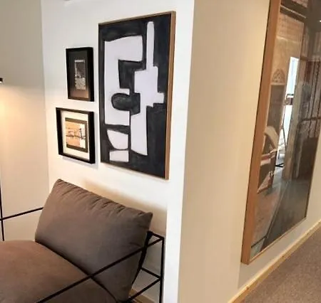 Bolhao - Stylish Downtown Two Bedroom Oporto